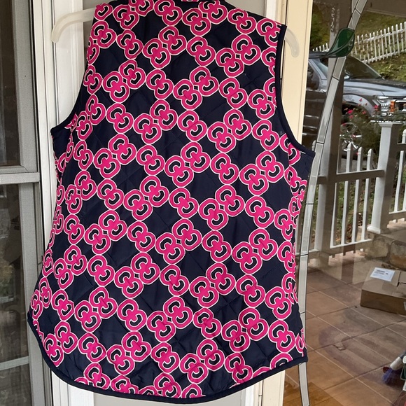 Crown & Ivy women size medium vest Navy Pink EUC Zip pocket - Picture 11 of 13